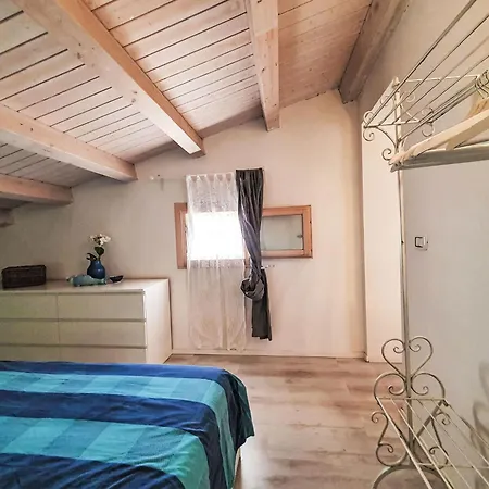 شقة Casa Di Arianna By Interhome كالابيرناردو