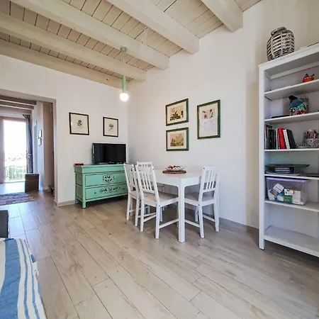 شقة Casa Di Arianna By Interhome